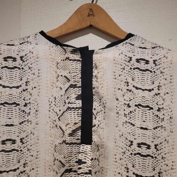 Zara Animal Print Long Sleeve Blouse - Picture 5 of 6